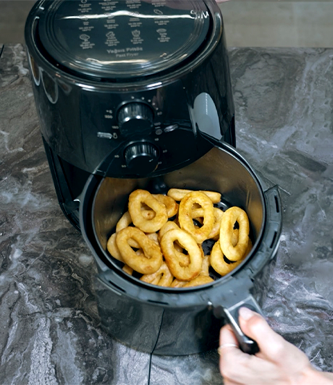 Kumtel Fast Fryer 5.5L 1500 W + Set de Cutite + Cadou surpriza
